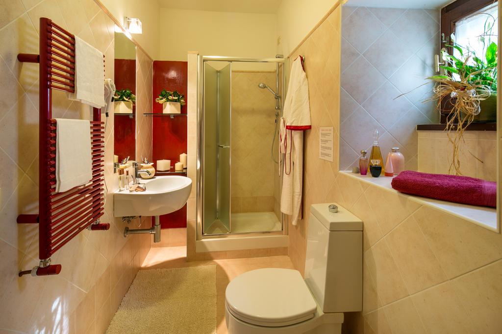 Residence Menotre ราซิเลีย ภายนอก รูปภาพ
